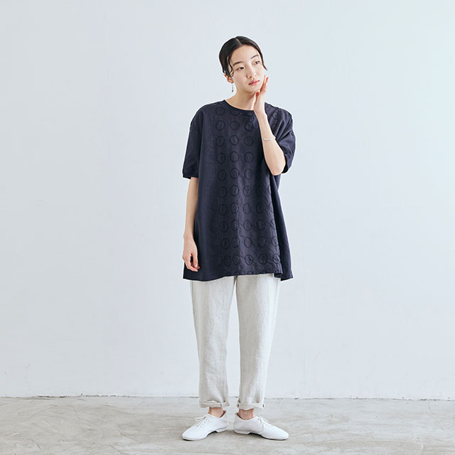 刺繍の半袖チュニック　丸紋