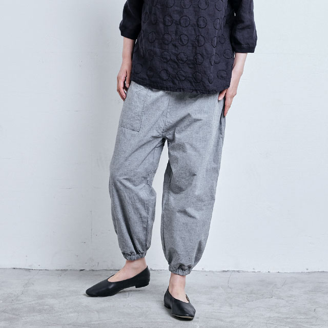 【WEB限定】シャンブレー生地のもんぺパンツ