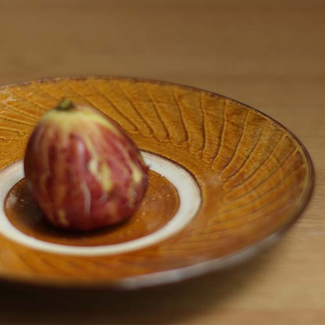 小鹿田焼の平皿