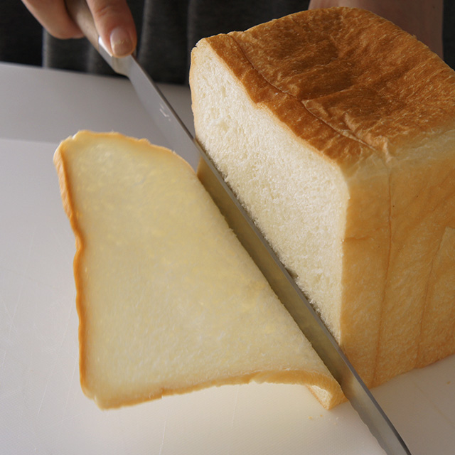 タダフサ　「パンくずが出ない」パン切り包丁