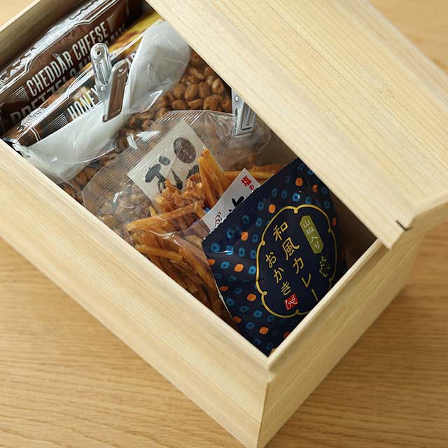 調湿できる桐の食品保存箱
